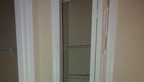 5398 Oxford Manor Cir