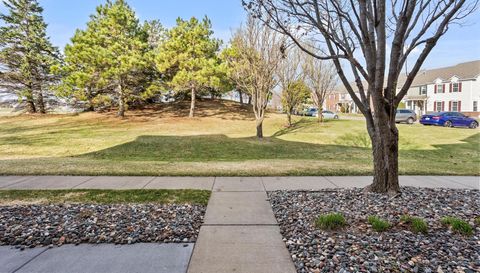 10910 Goodhue Street NE