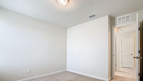 1823 Summer Serenity Dr