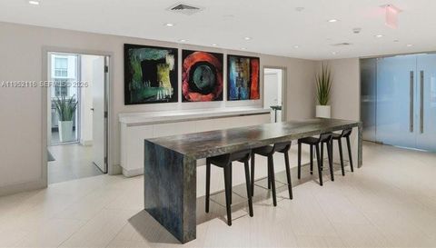 330 Sunny Isles Blvd