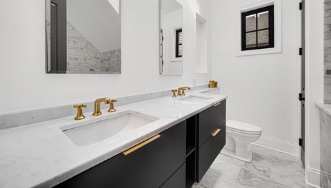 3434 W Palmer Street