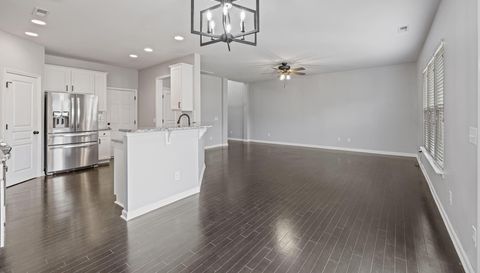 4364 Park South Station Blvd