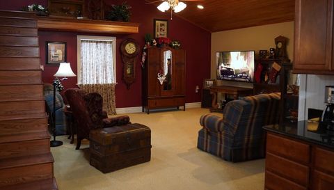 25065 Rock Springs Hollow Rd