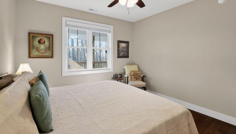 3757 Laurel Park Hwy Hendersonville
