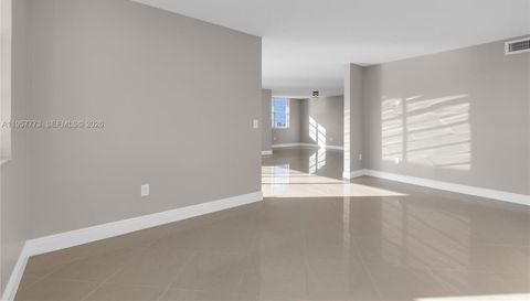 300 Bayview Dr