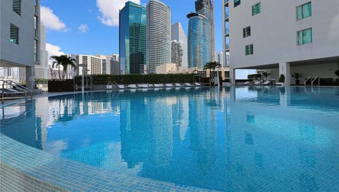 500 Brickell Ave