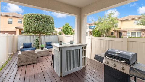 325 Partridge Pea Ln