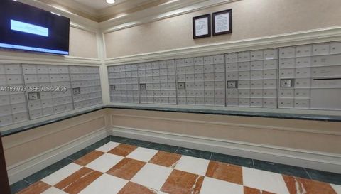 20000 E Country Club Dr