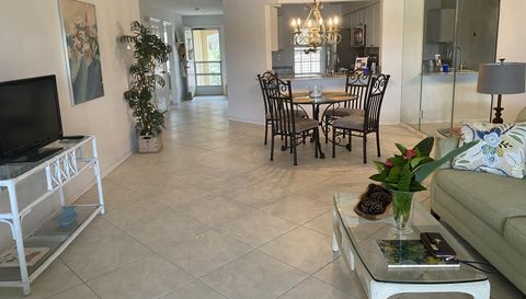 4171 Sawgrass Point Dr