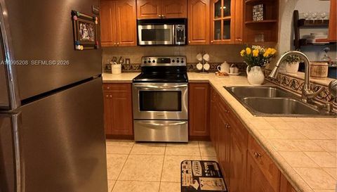401 Ocean Dr