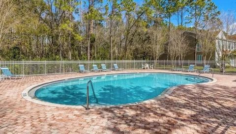 8674 Hunters Key Cir