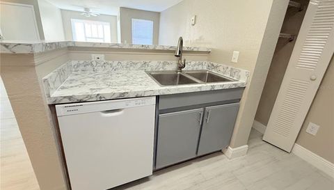 2214 GRAND CAYMAN COURT