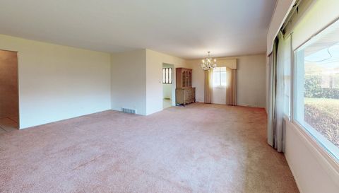 521 Sandy Lane