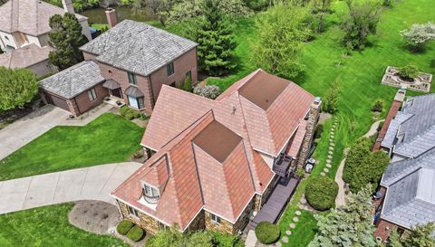 910 Red Fox Lane