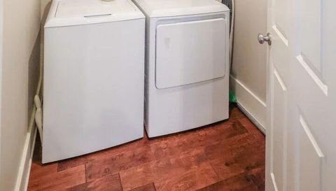 14 E Saddle Notch Ln