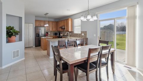 11330 S Highland Drive