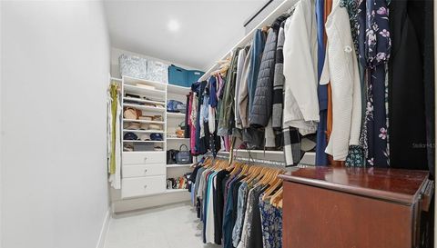 344 W RIO VISTA COURT