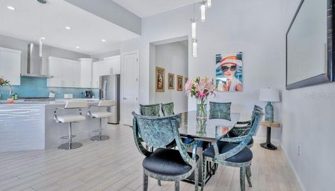 10481 ROYAL CYPRESS WAY