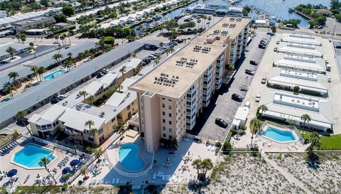 1255 Tarpon Center Dr