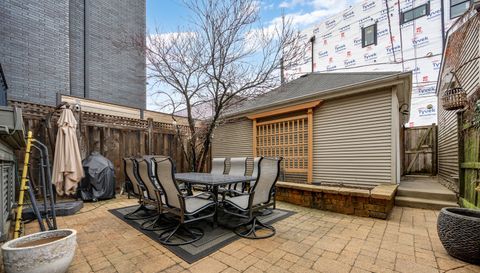 1303 W Schubert Avenue