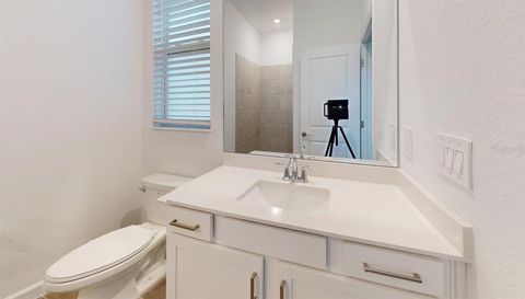 7949 LAKES EDGE LANE