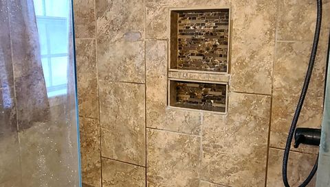 7237 Creathwood Cove