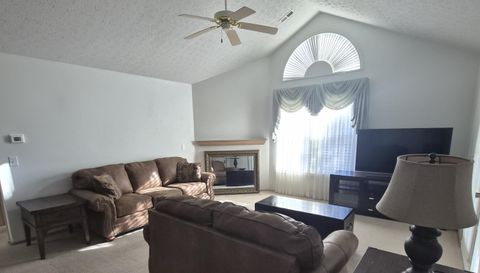 6363 Pinehurst Point