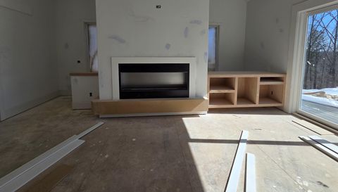 7048 Nichols Cove Dr