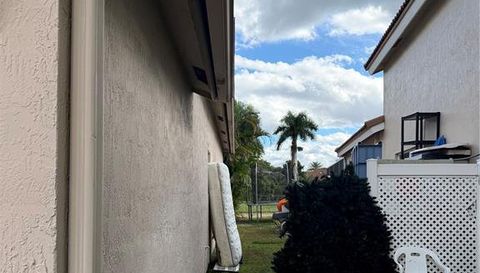 3746 OLD LIGHTHOUSE CIRCLE