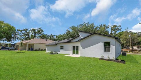 1365 LAKE DRIVE