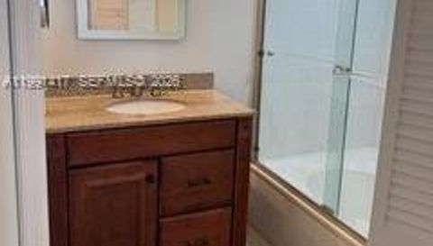 1280 S Alhambra Cir
