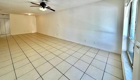 513 Pine Ridge Avenue