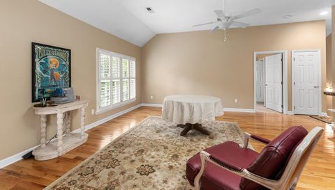 10320 Castlebridge Ct