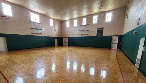 9125 LEE VISTA BOULEVARD