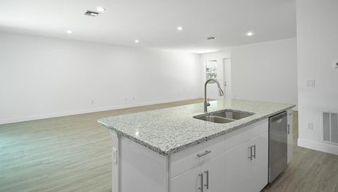 8012 Sunrise Circle