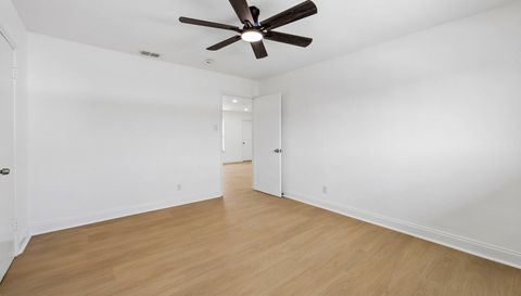 5050 Matilda St #225