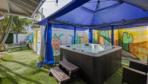 6550 Sabal Drive Sarasota