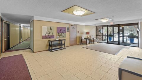 10451 Greenbrier Road