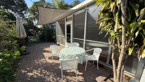 5180 Sabal Gardens Ln