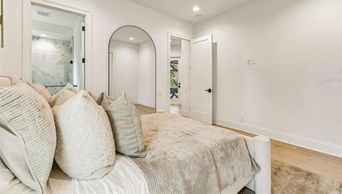 17720 ROYAL EAGLE LANE