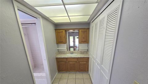 6117 SHADOW WOOD COURT