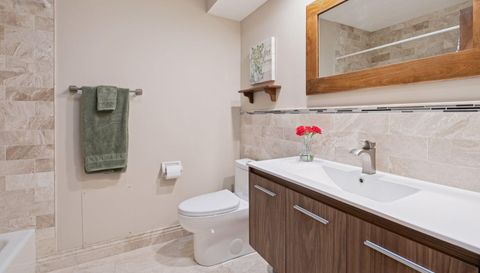 5833 Creek Valley Rd