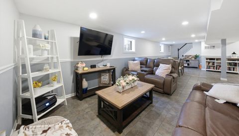 6425 W 64th Street