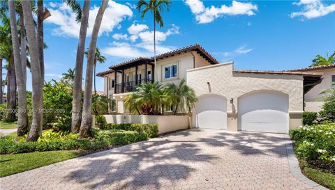 13636 Deering Bay Dr