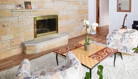 411 S Pleasant Ridge Rd