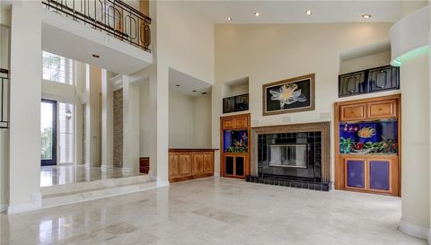 18605 Avenue Monaco