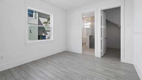 667 SW CLEVELAND AVENUE