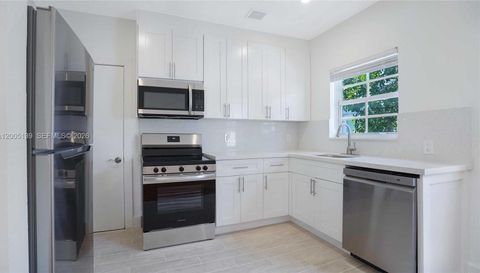 1241 13th St