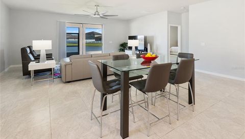 8897 Hinsdale Heights