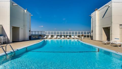 5733 N Sheridan Road